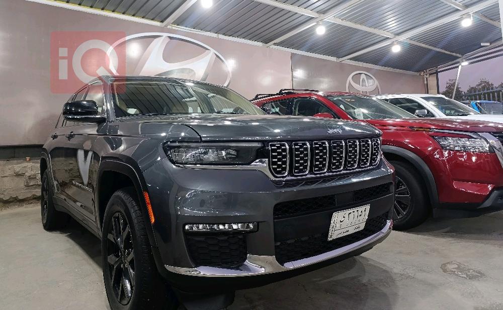 جیپ گراند شیرۆکی